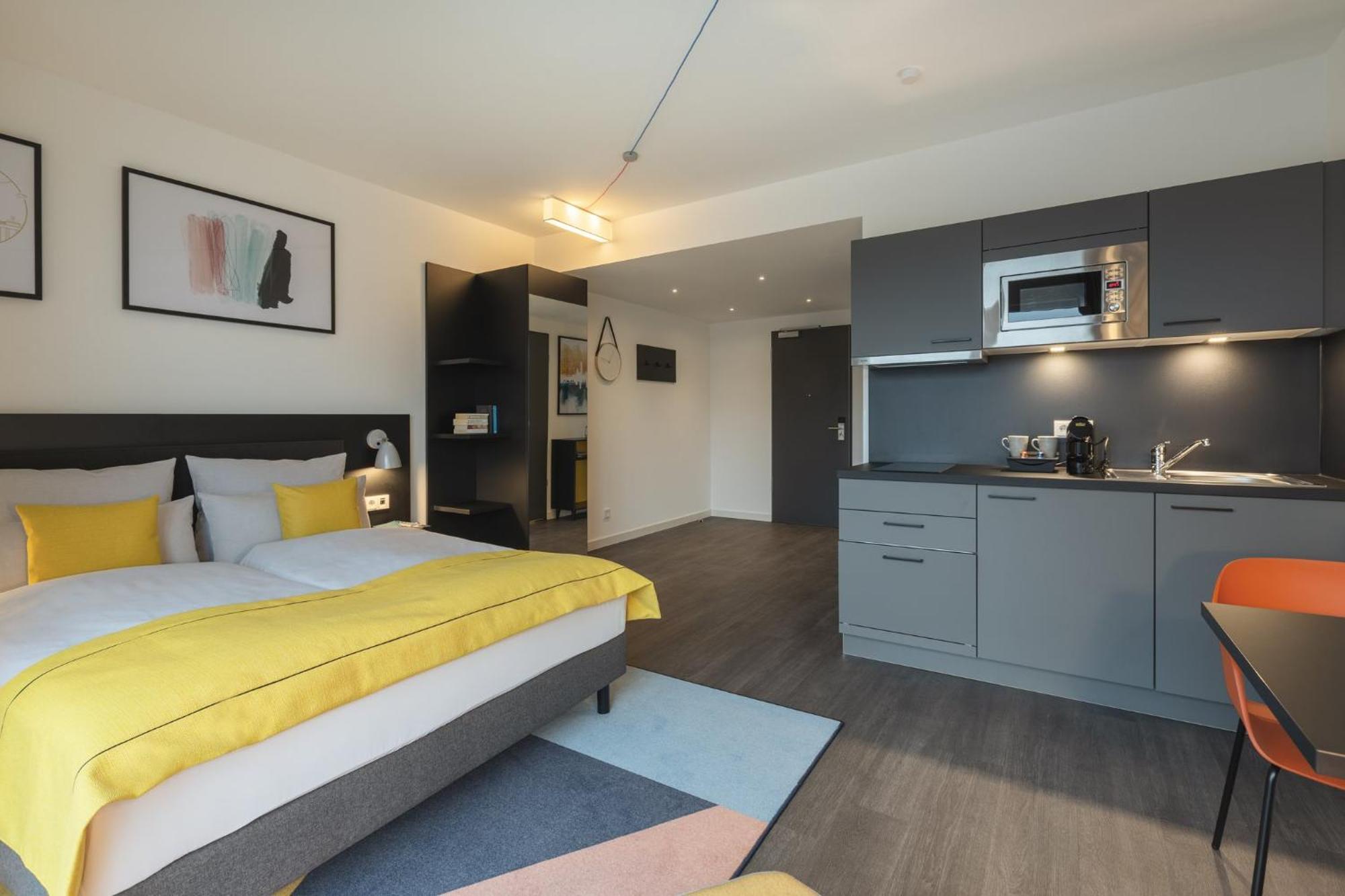 Candlewood Suites Berlin Charlottenburg By Ihg Exterior photo