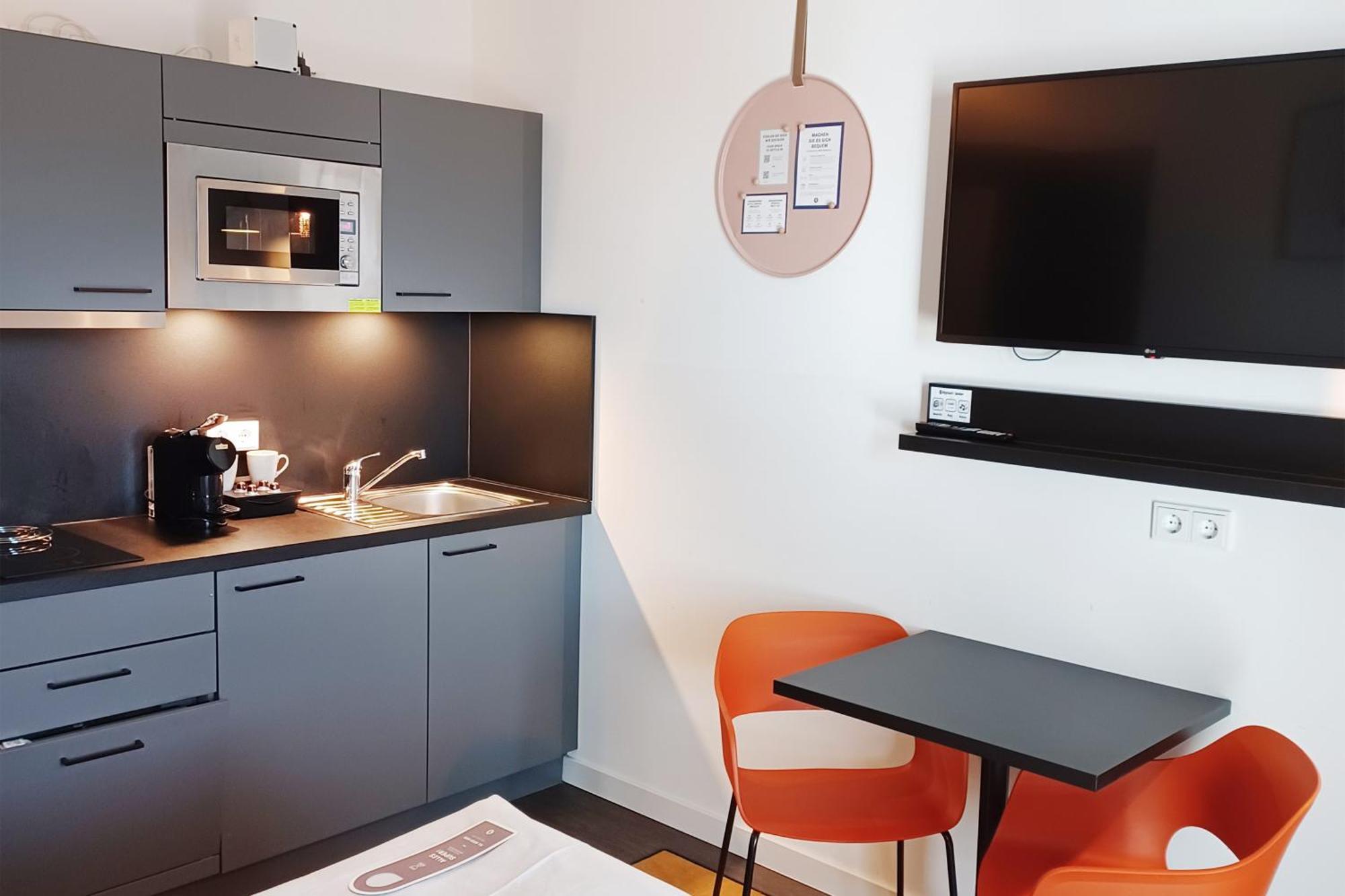 Candlewood Suites Berlin Charlottenburg By Ihg Exterior photo